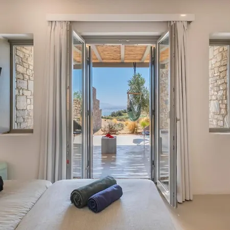 Ena - Getaway Villa Logaras