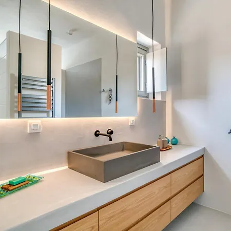 Ena - Getaway Villa Logaras