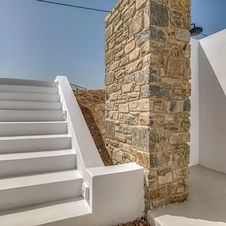 Ena - Getaway Villa Logaras
